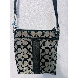 Coach New York Signature‎ Print Crossbody Bag Purse Adjustable Strap Zip Pockets